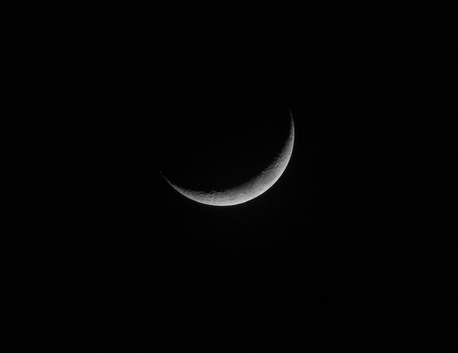 Moon item